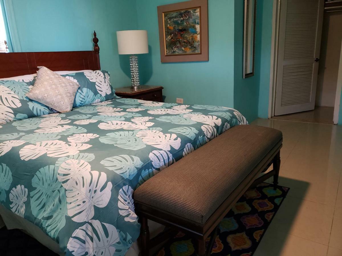 Villa Indigo Sunny 1Br Apartment In Private Gated Estate Charlotte Amalie Bagian luar foto